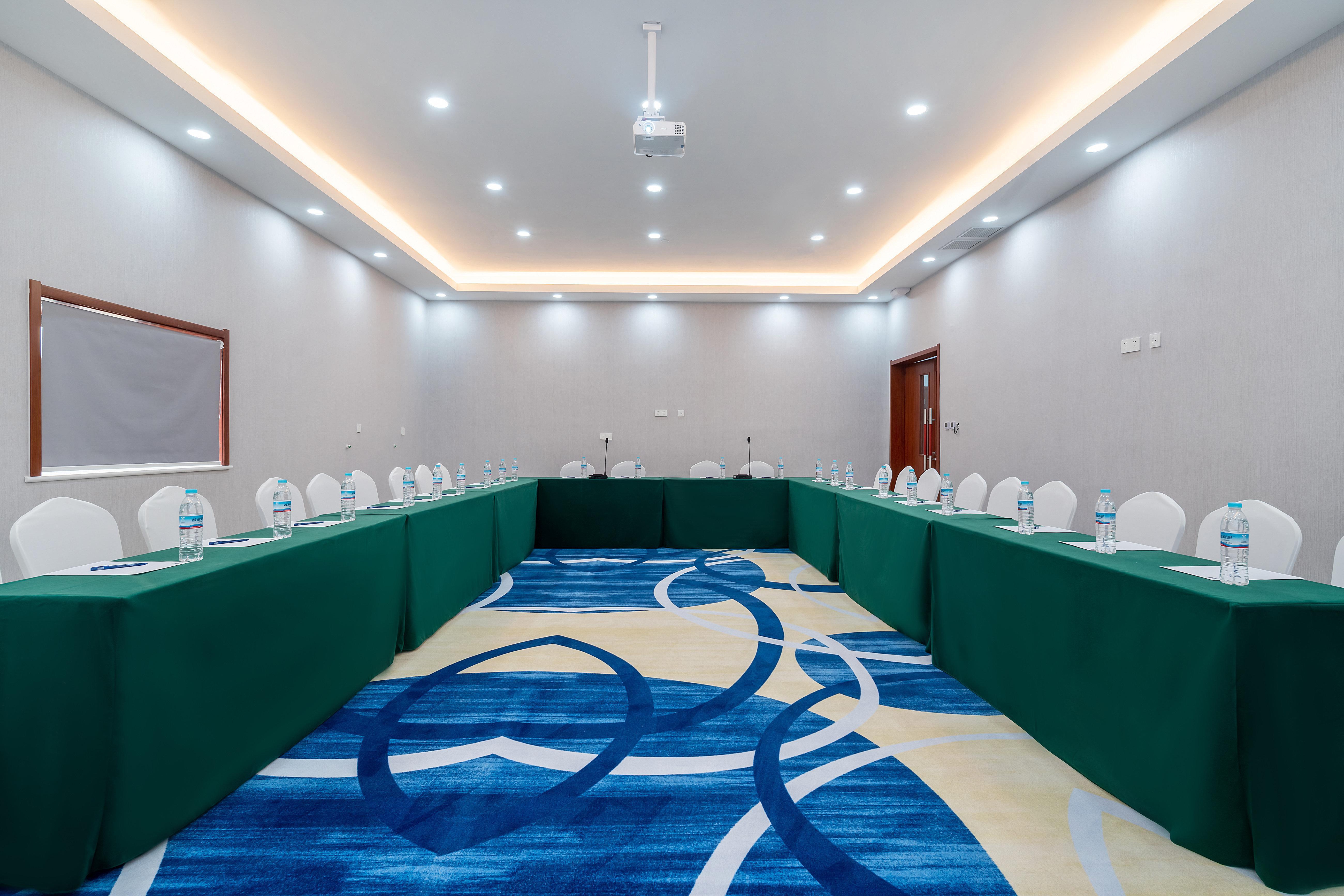 Holiday Inn Express Jinan Jingshi Road, An Ihg Hotel Εξωτερικό φωτογραφία
